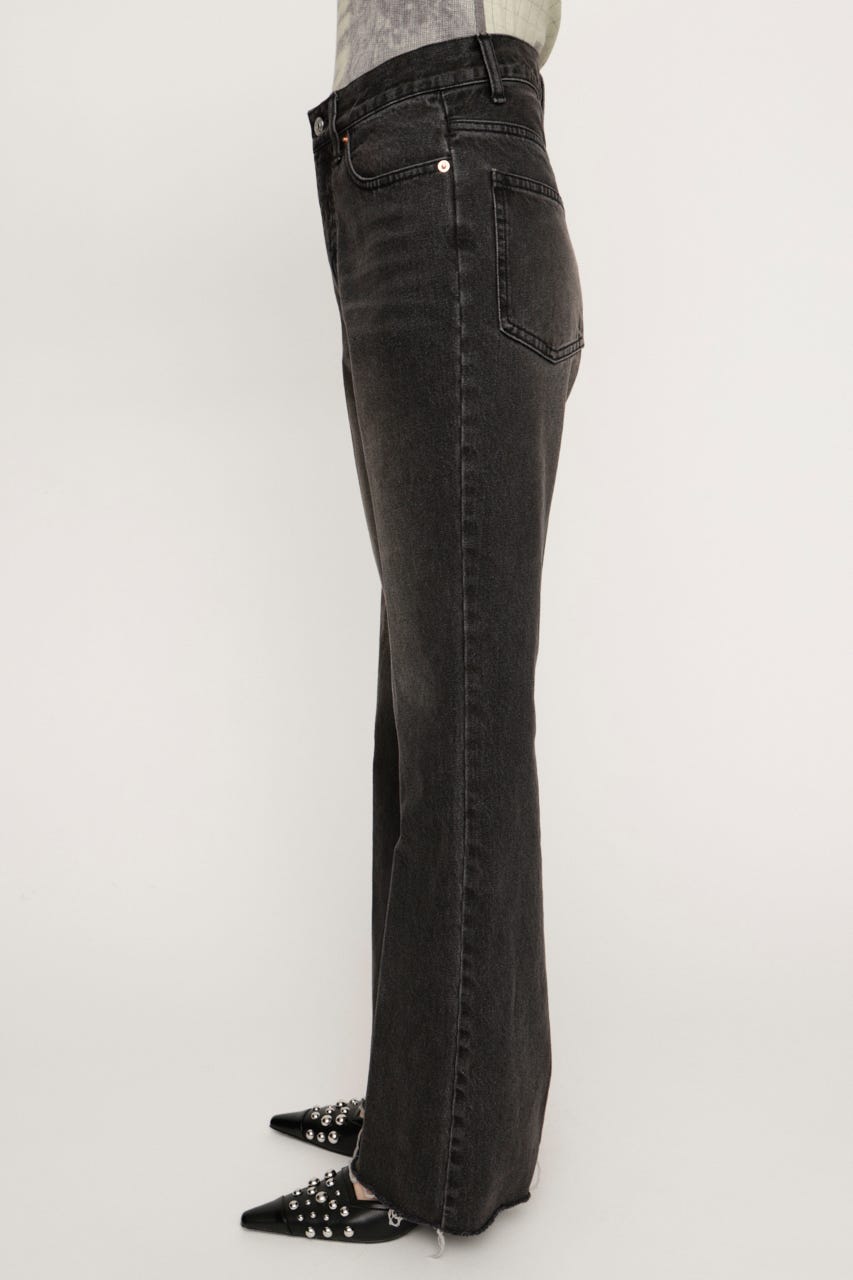 【LIMITED ITEM】J／W SEMI FLARE DENIM パンツ BLK 2