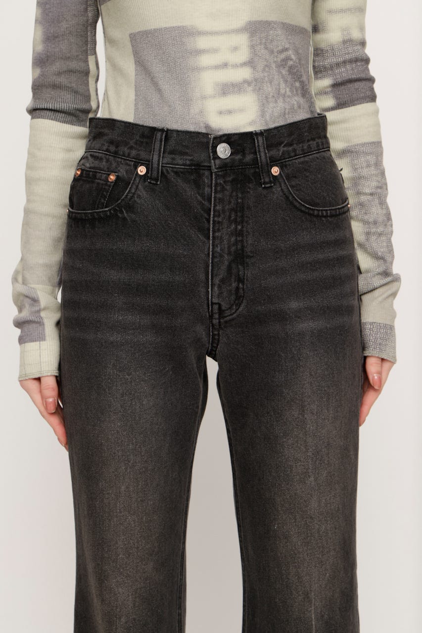 【LIMITED ITEM】J／W SEMI FLARE DENIM パンツ BLK 2