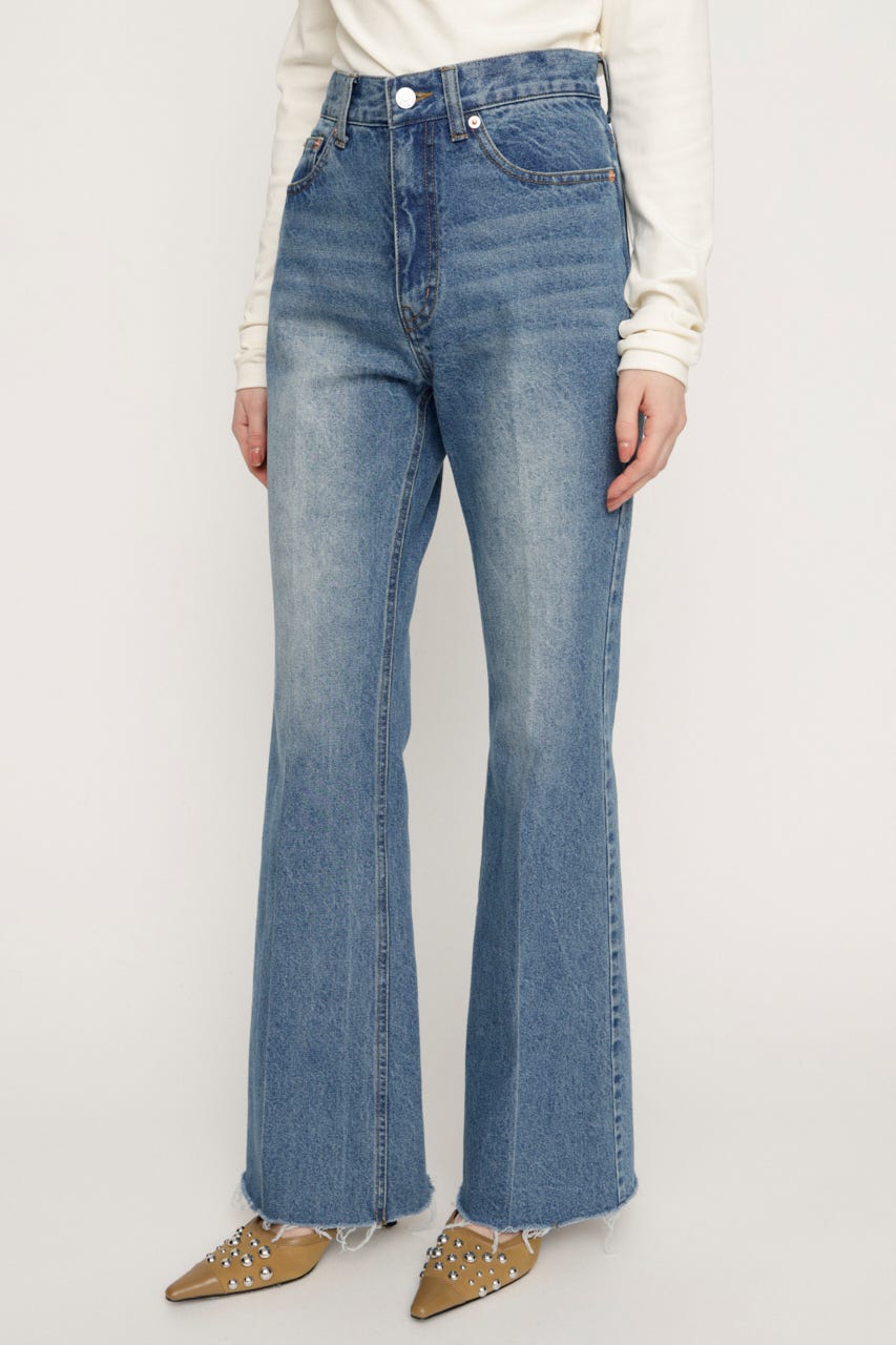 【LIMITED ITEM】J／W SEMI FLARE DENIM パンツ BLU 0