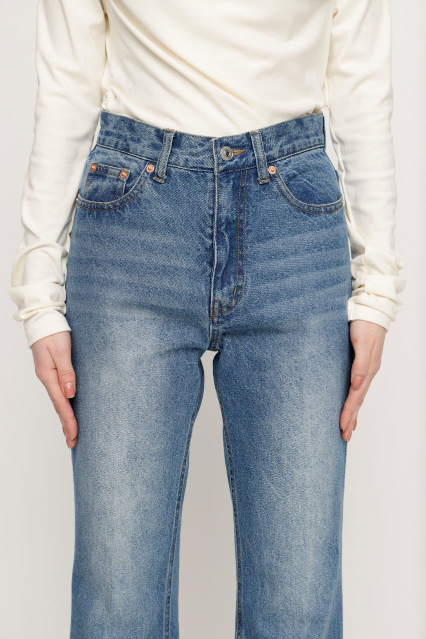 【LIMITED ITEM】J／W SEMI FLARE DENIM パンツ BLU 0