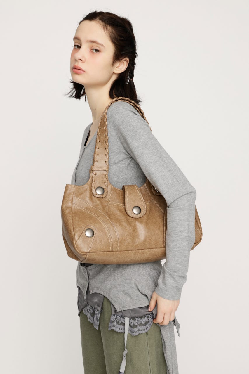 F／LEATHER STUDS バッグ CAM FREE