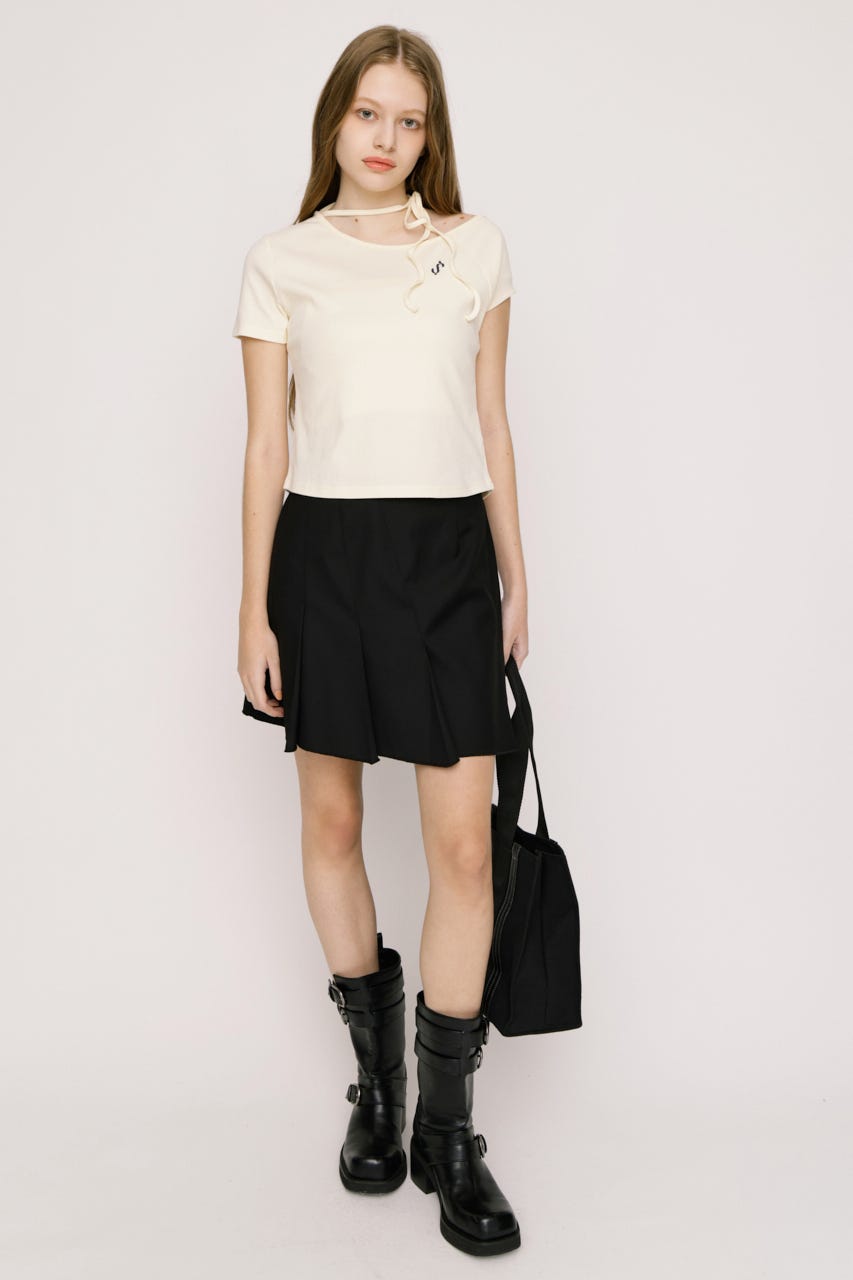 【1BUY5％OFF】SLANT PLEATS ショートスカート BLK 0