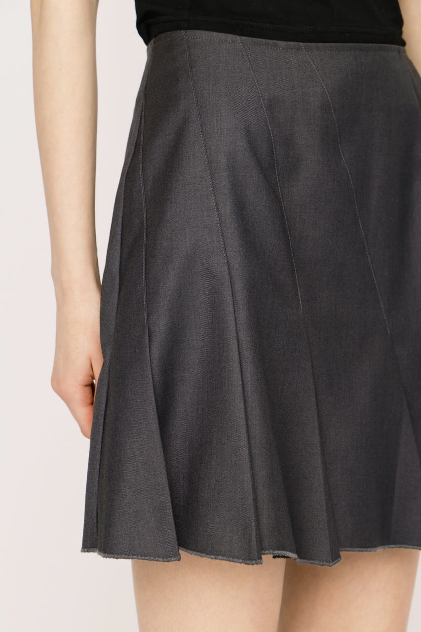 【1BUY5％OFF】SLANT PLEATS ショートスカート T.GRY 0