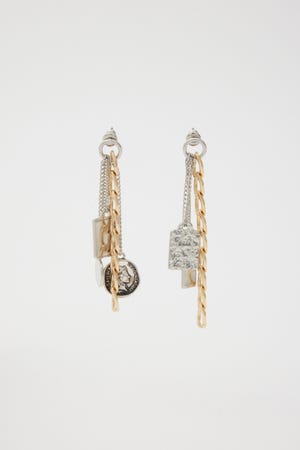 MANY CHARM CHAIN ピアス