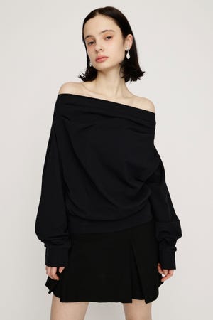 TUCKED OFFSHOULDER トップス