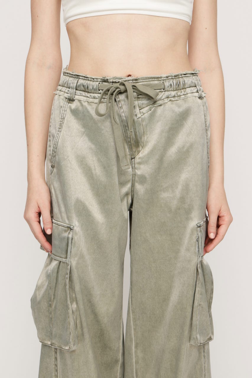 WASHED SATIN CARGO パンツ KHA 2