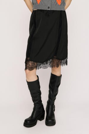 SHORT SLIP スカート