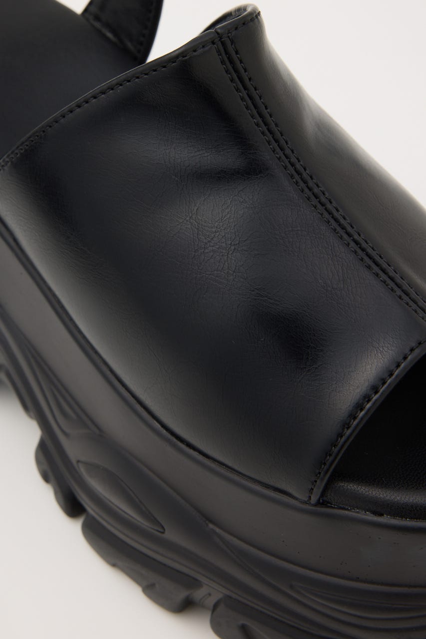 【1BUY5％OFF】CHUNKY SNEAKER SOLE サンダル BLK S
