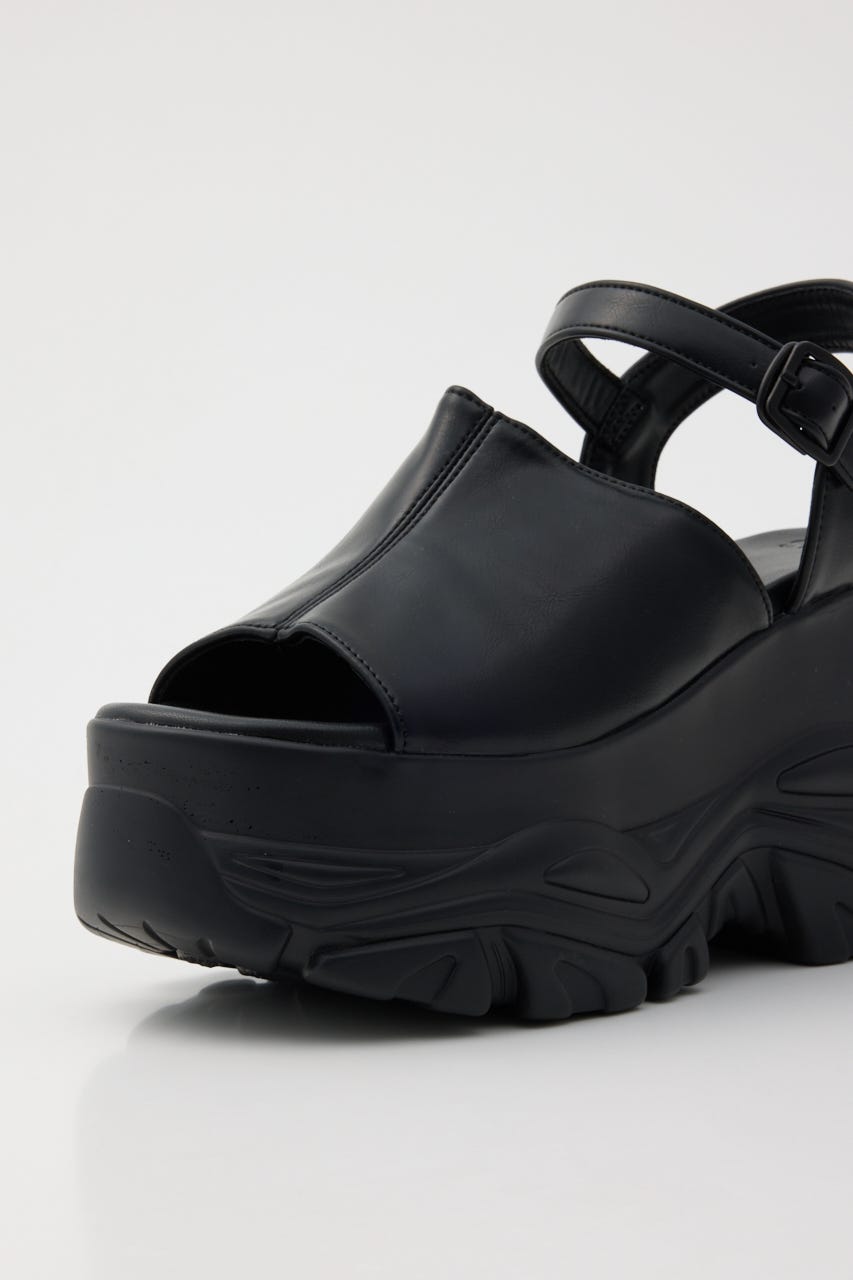 【1BUY5％OFF】CHUNKY SNEAKER SOLE サンダル BLK S