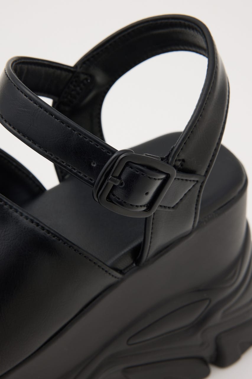 【1BUY5％OFF】CHUNKY SNEAKER SOLE サンダル BLK S