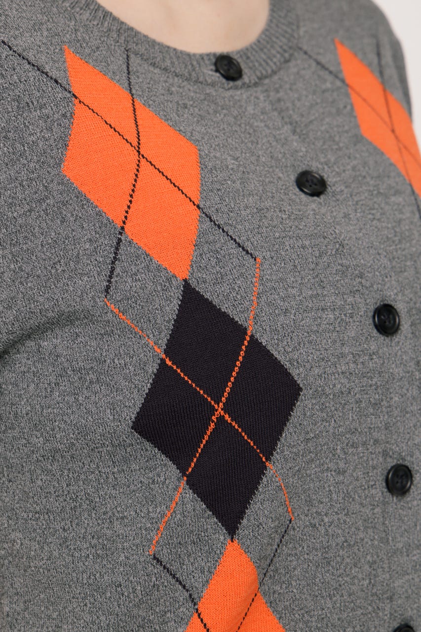 【1BUY5％OFF】ARGYLE FRONT BUTTON KNIT トップス T.GRY FREE