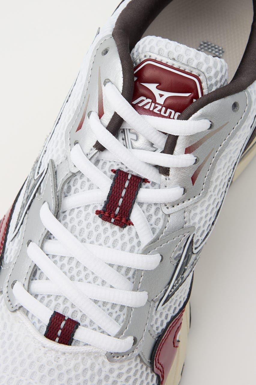 【MIZUNO】WAVE RIDER 10 RED 24.0cm