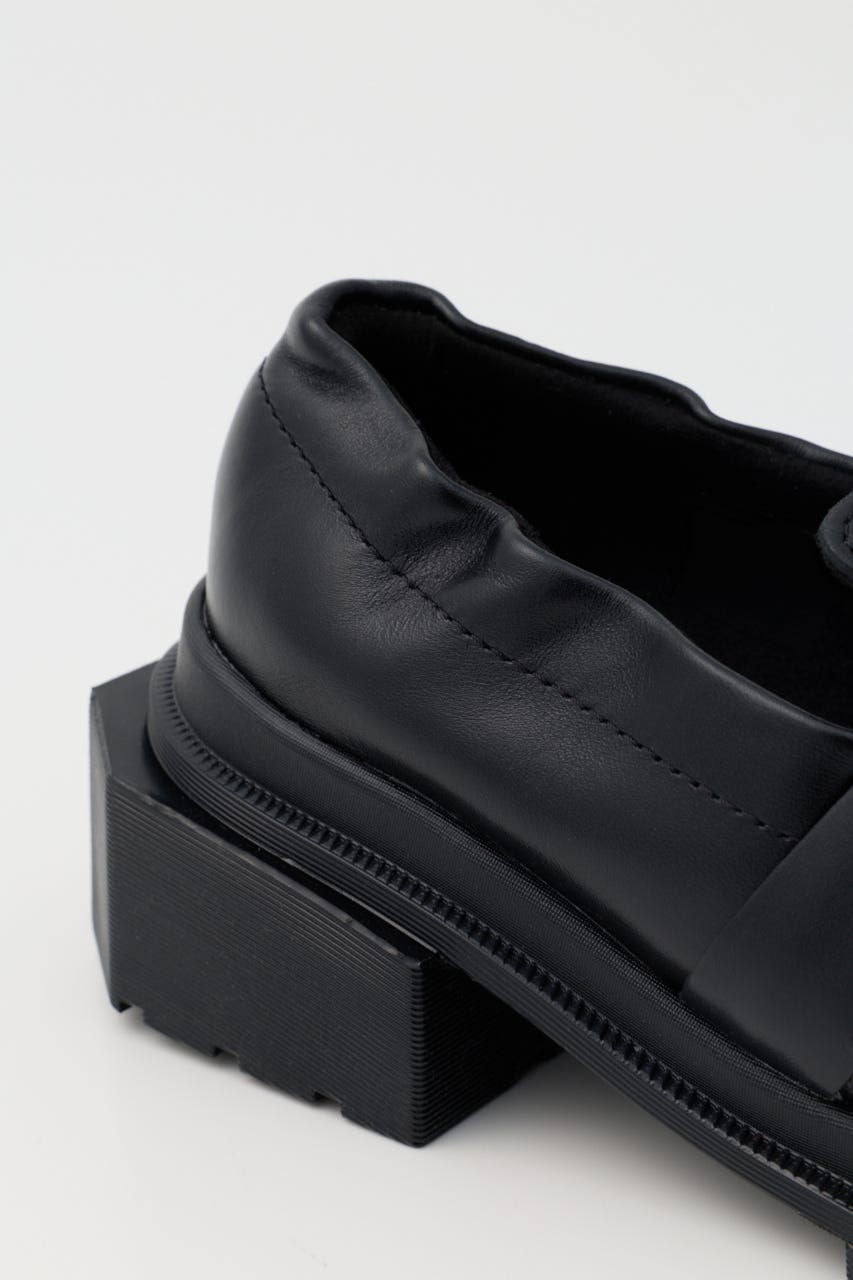【Dr.Martens】MAYBOLE ローファー シューズ BLK 5