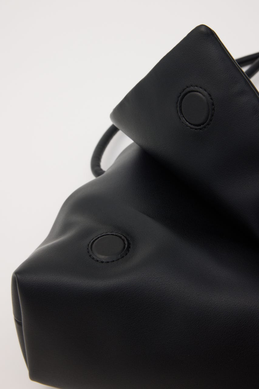 【ADD CULUMN】PUFF SOFT SHLD バッグ BLK FREE
