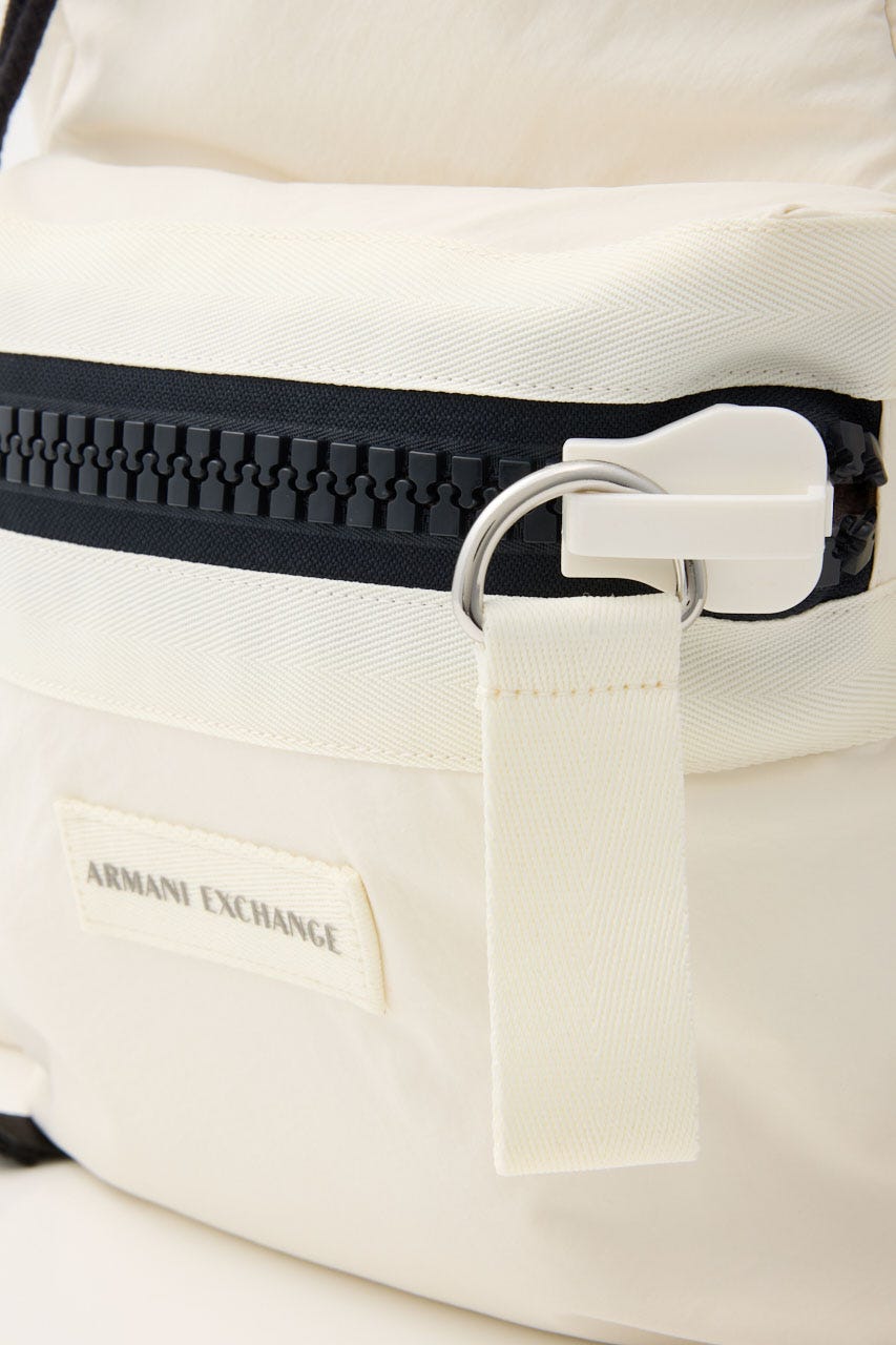 【ARMANI EXCHANGE】AXロゴ オーバーサイズジップ バックパック IVOY FREE