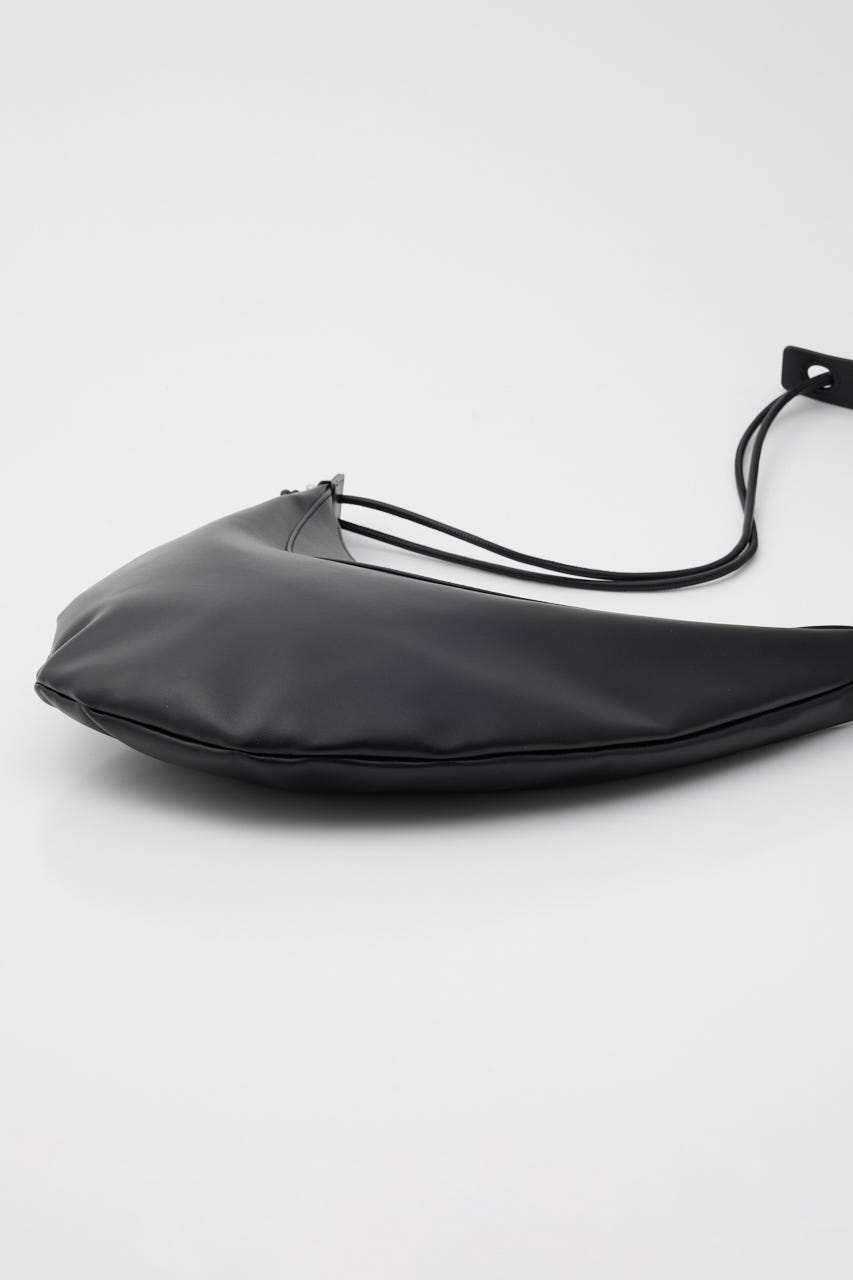 【SHEL'TTER SELECT】ハーフムーンコードハンドルショルダーバッグ BLK FREE