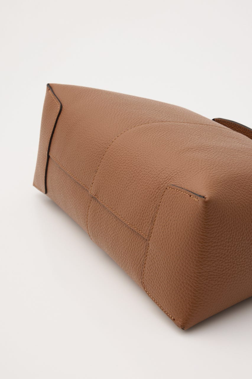 【OLISTIA】チャーム トートバッグ BRN FREE