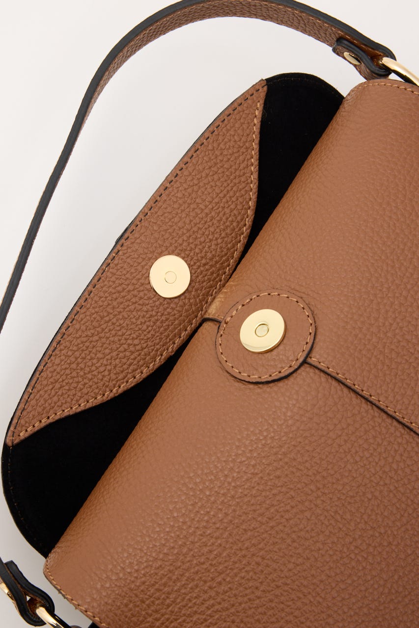 【OLISTIA】チャーム トートバッグ BRN FREE