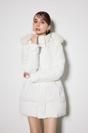 シャーリングゴムベルト付きシェイプダウンコート