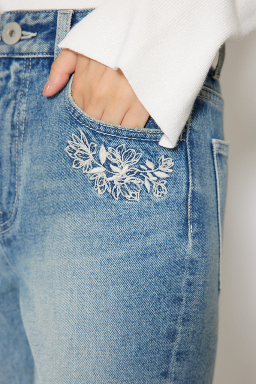 エンジェルブルー 美品 ニット 刺繍 デニムパンツ M 150 エンジェルブルー 美品 ニット 刺繍 デニムパンツ M 150
