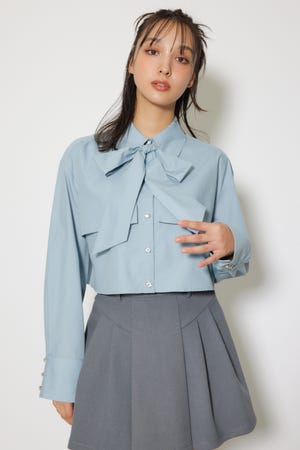 ビジューボタンボウタイシャツトップス