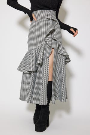 rienda フリルスリットハイウエストスコートショートパンツ ブラック セール】フリルスリットハイウエストスコートショートパンツ