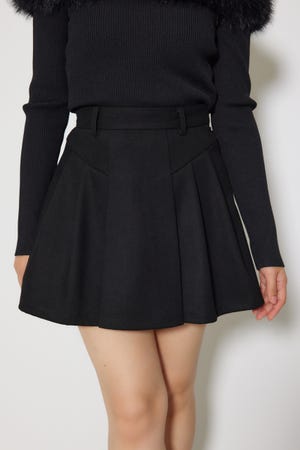 ボンディングストラクチャーミニスコートショートパンツ