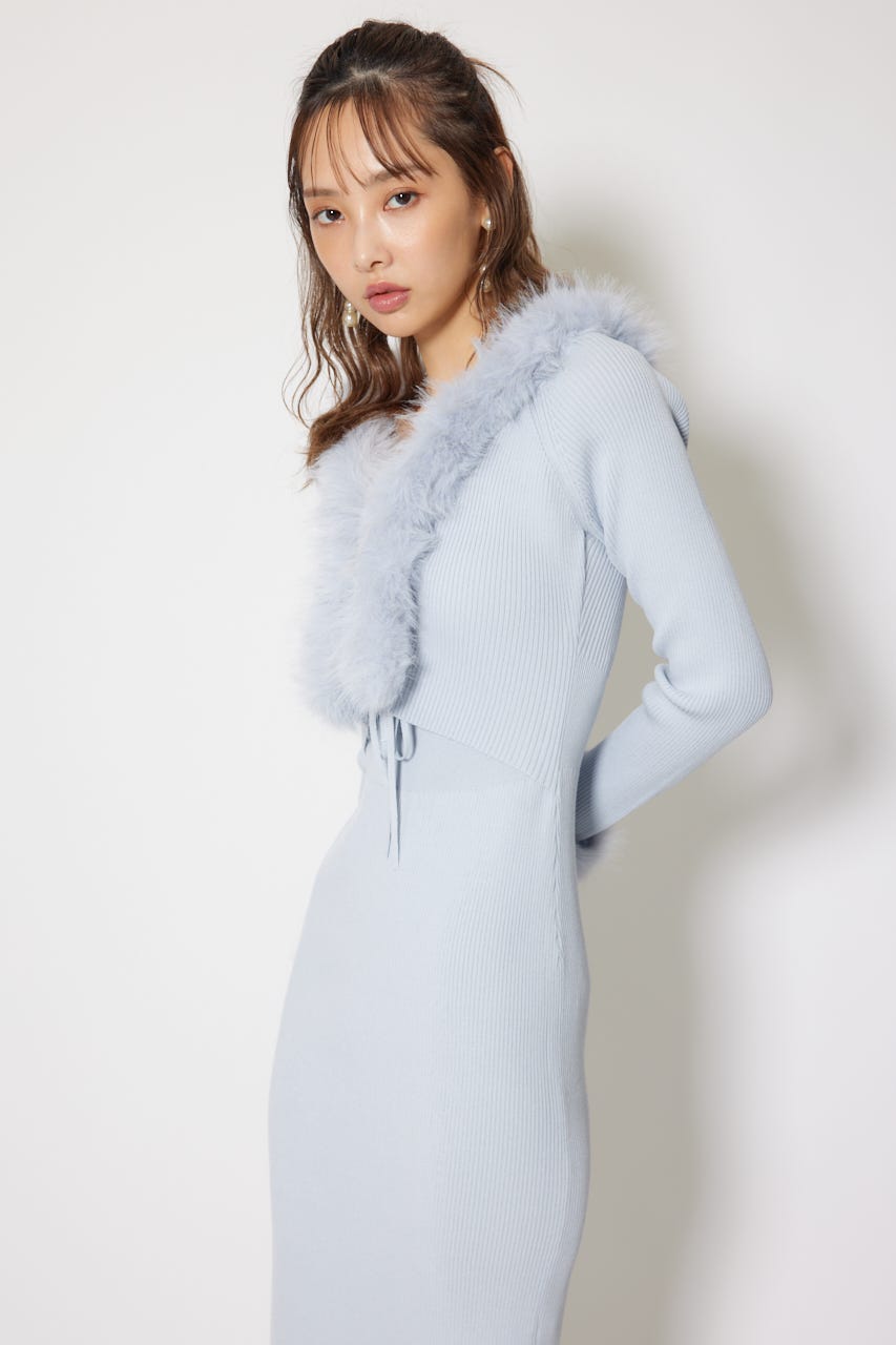フェイクファーレディーニットワンピース L/BLU FREE