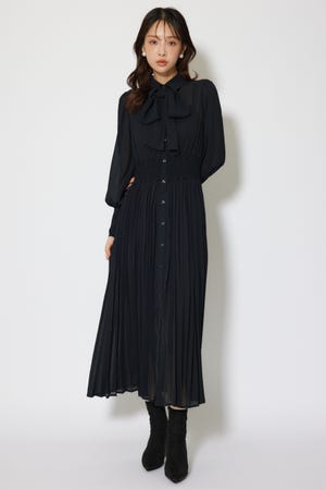 ラインフラワーボウタイワンピース