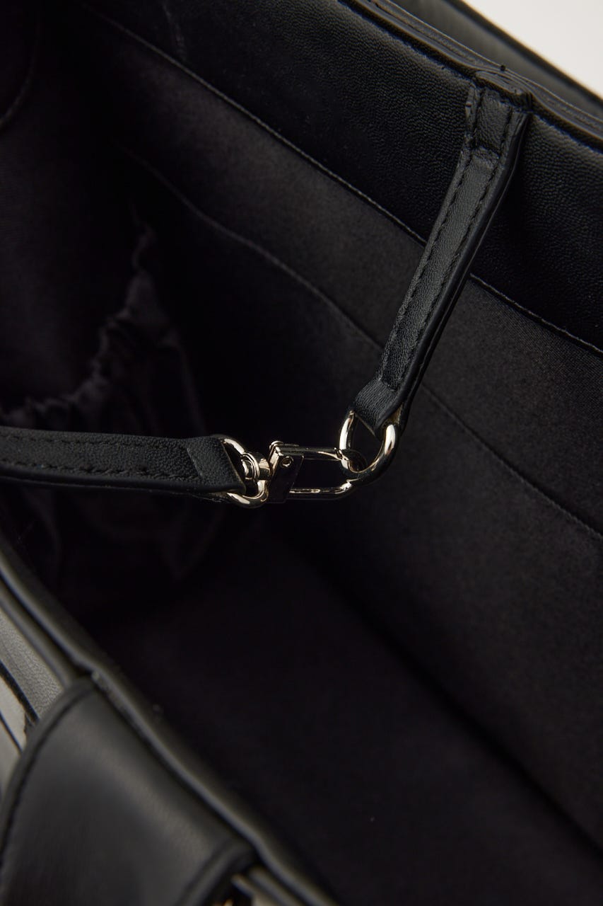 rienda | 【一部店舗・WEB限定】WRRロゴフェイクレザートート