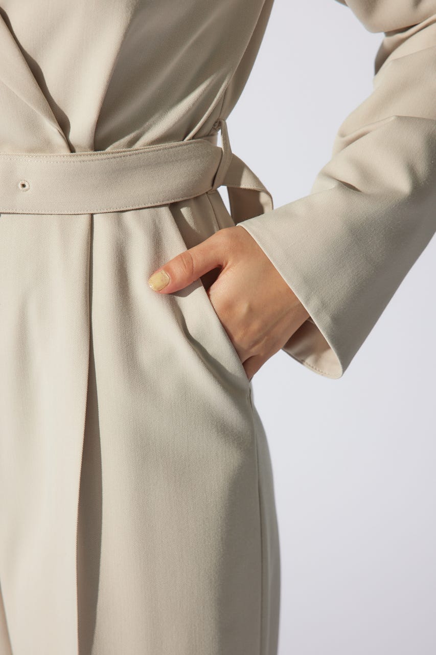 【岡崎紗絵さん着用アイテム】テーラードデザインロンパース BEG M