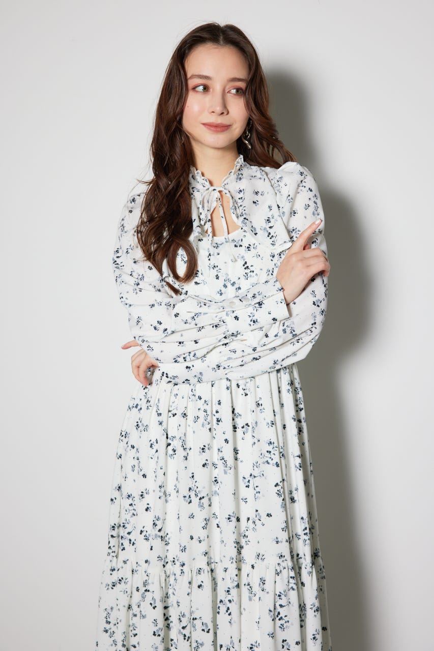 シャーリングフレアワンピース WHT S