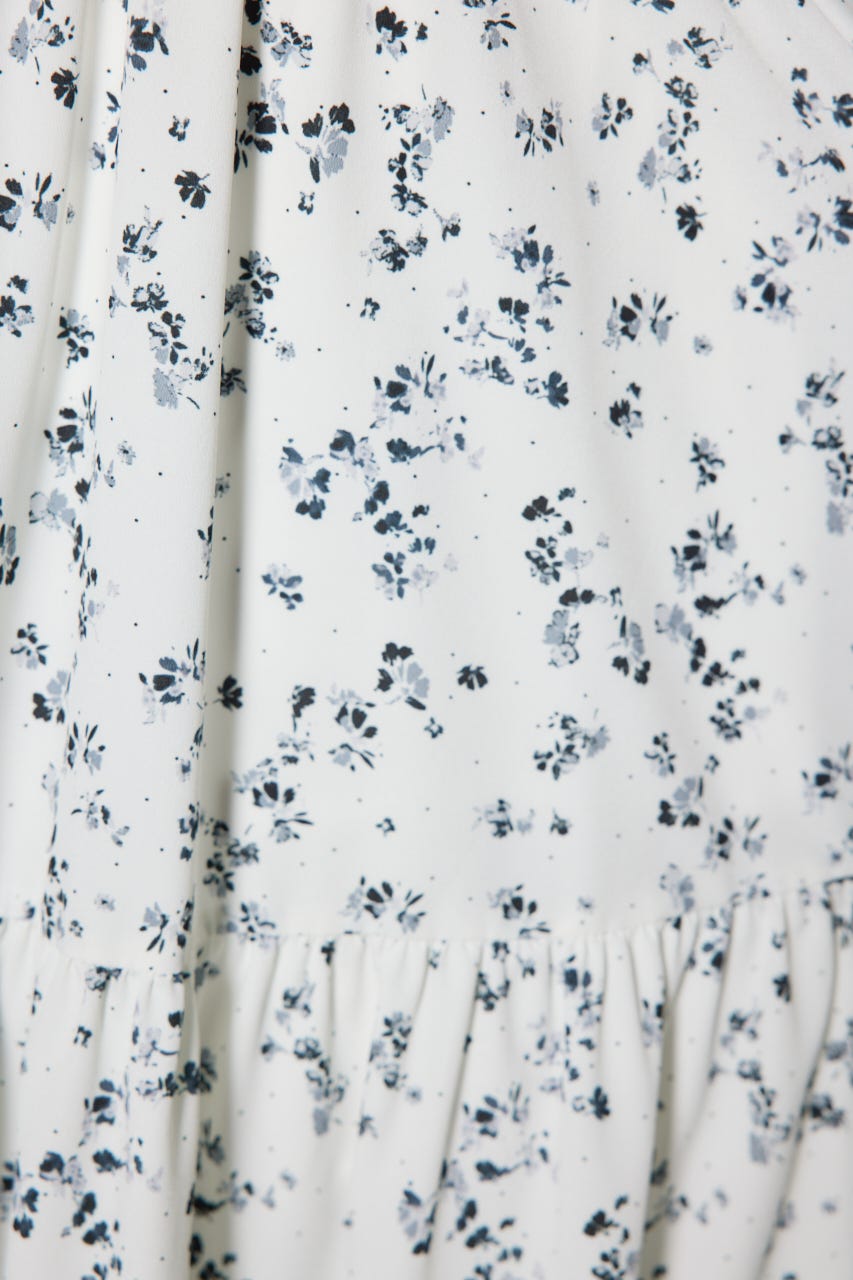 シャーリングフレアワンピース WHT S