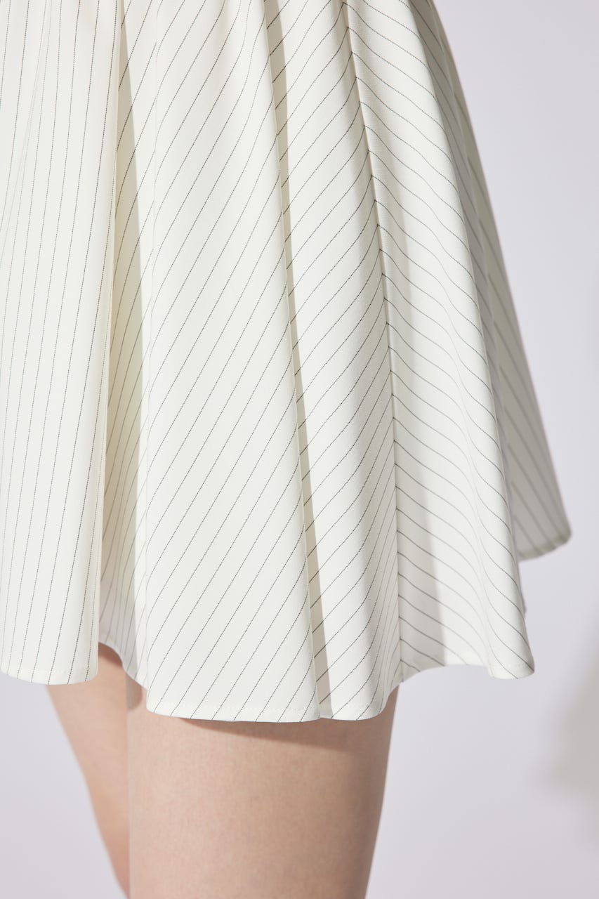 【岡崎紗絵さん着用アイテム】バストフレアミニワンピース 柄WHT S