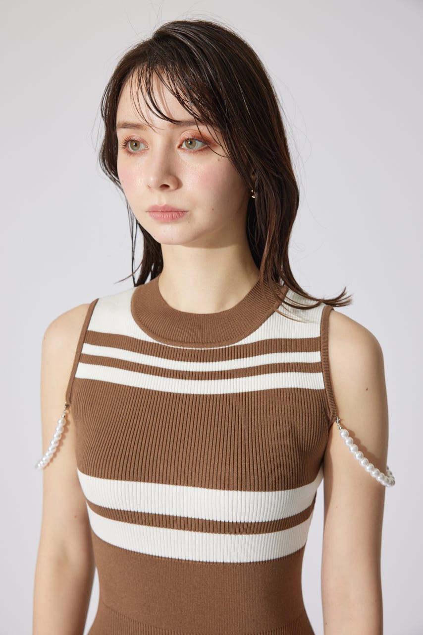 【一部店舗・WEB限定】フェイクパールショルダージャガードニットワンピース BRN FREE
