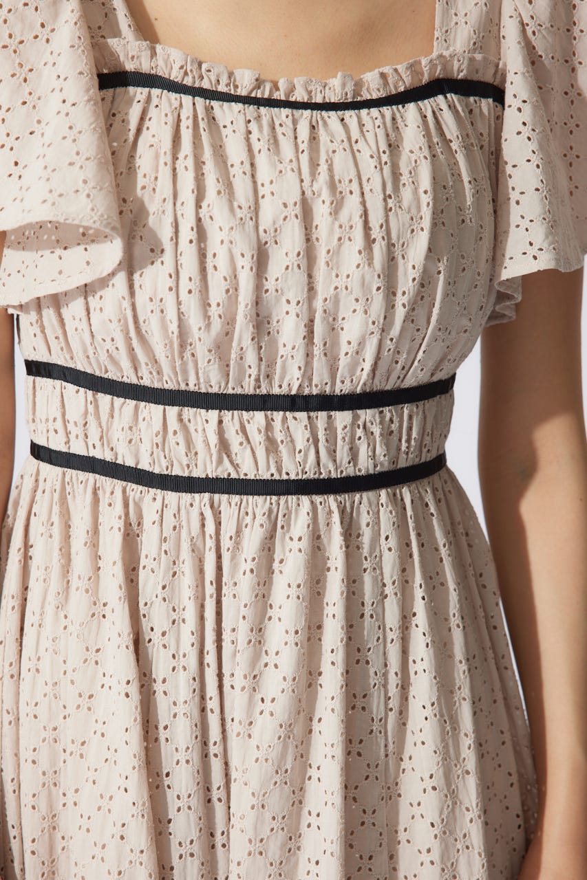 コットンレースフレアワンピース BEG M