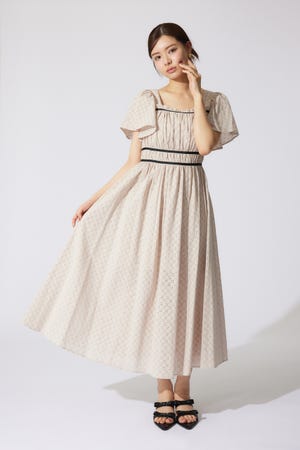 コットンレースフレアワンピース