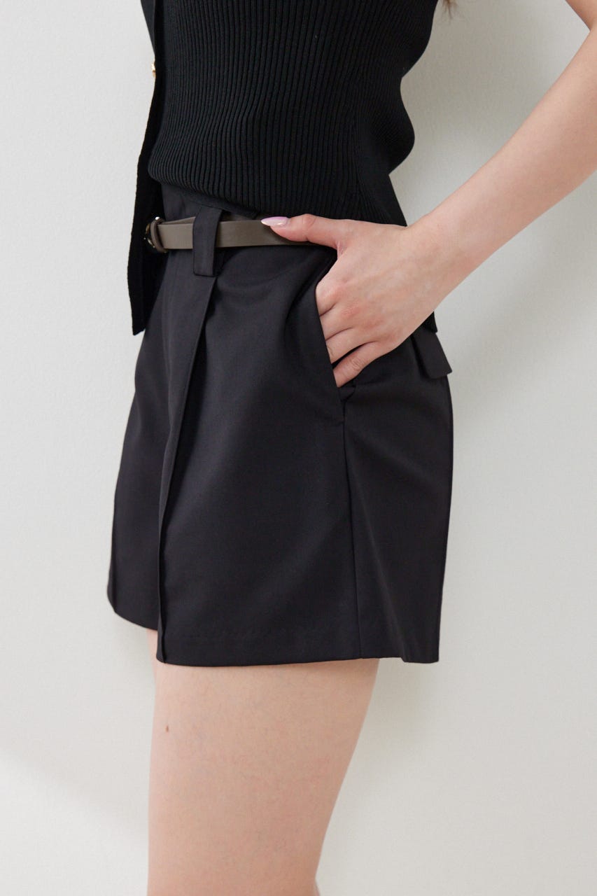 ベルト付きピンタックショートパンツ BLK S