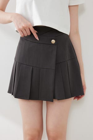 ラップベルトミニスコートショートパンツ