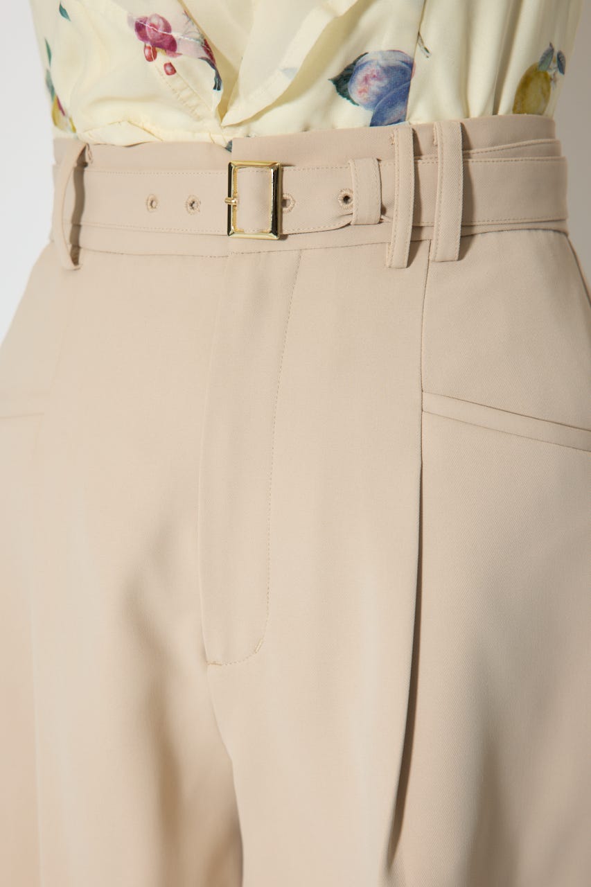 ベルト付きセンタープレスショートパンツ BEG S