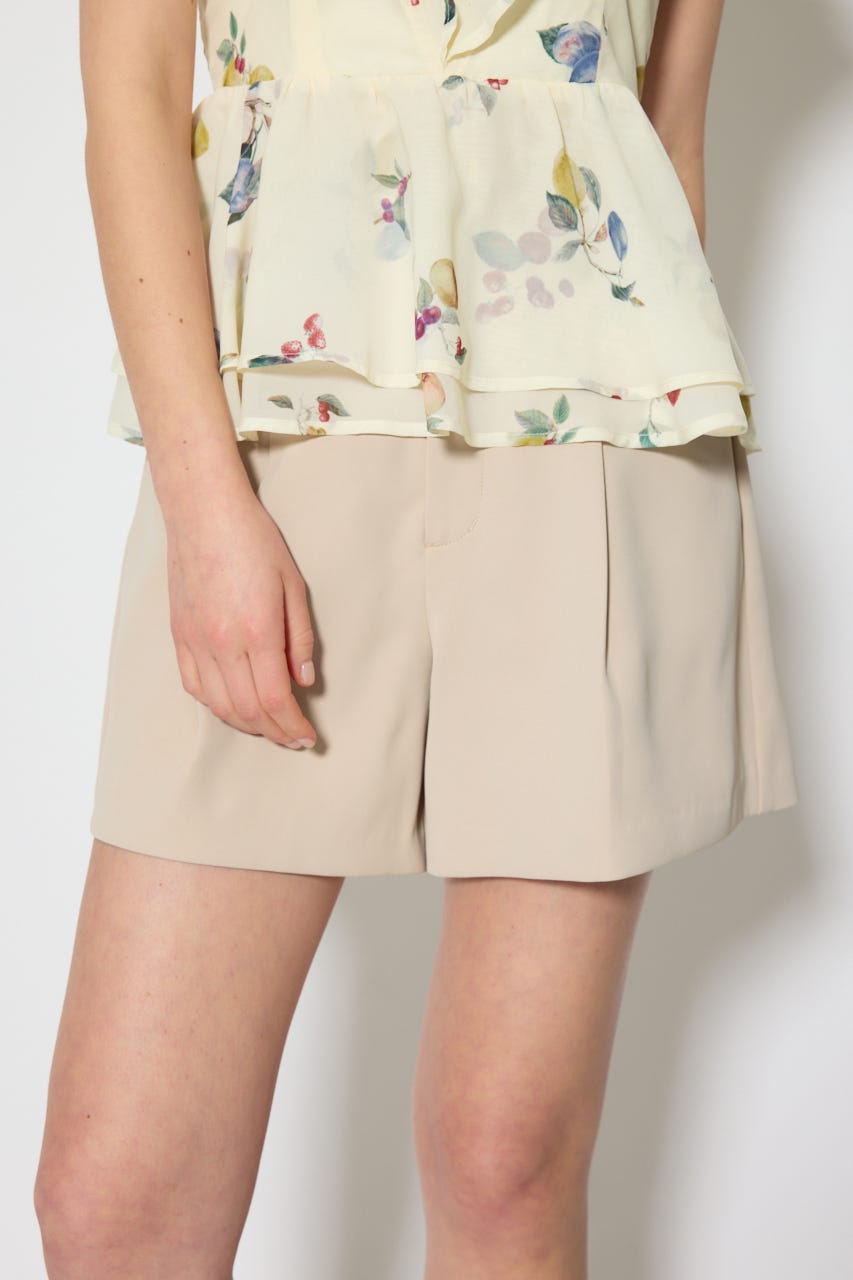 ベルト付きセンタープレスショートパンツ BEG S