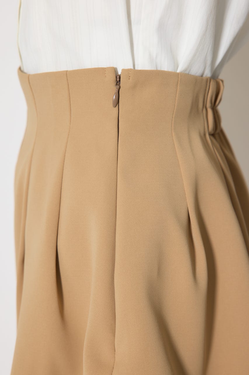 レイヤードパターンジャストウエストスコートショートパンツ BEG XS