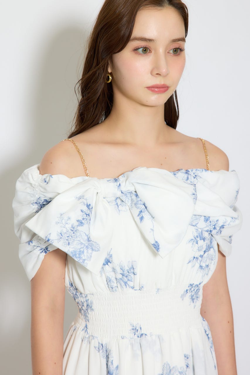 【1/25(日)23:59までSS先行予約会対象アイテム】フロントビッグリボンフレアワンピース 柄WHT M