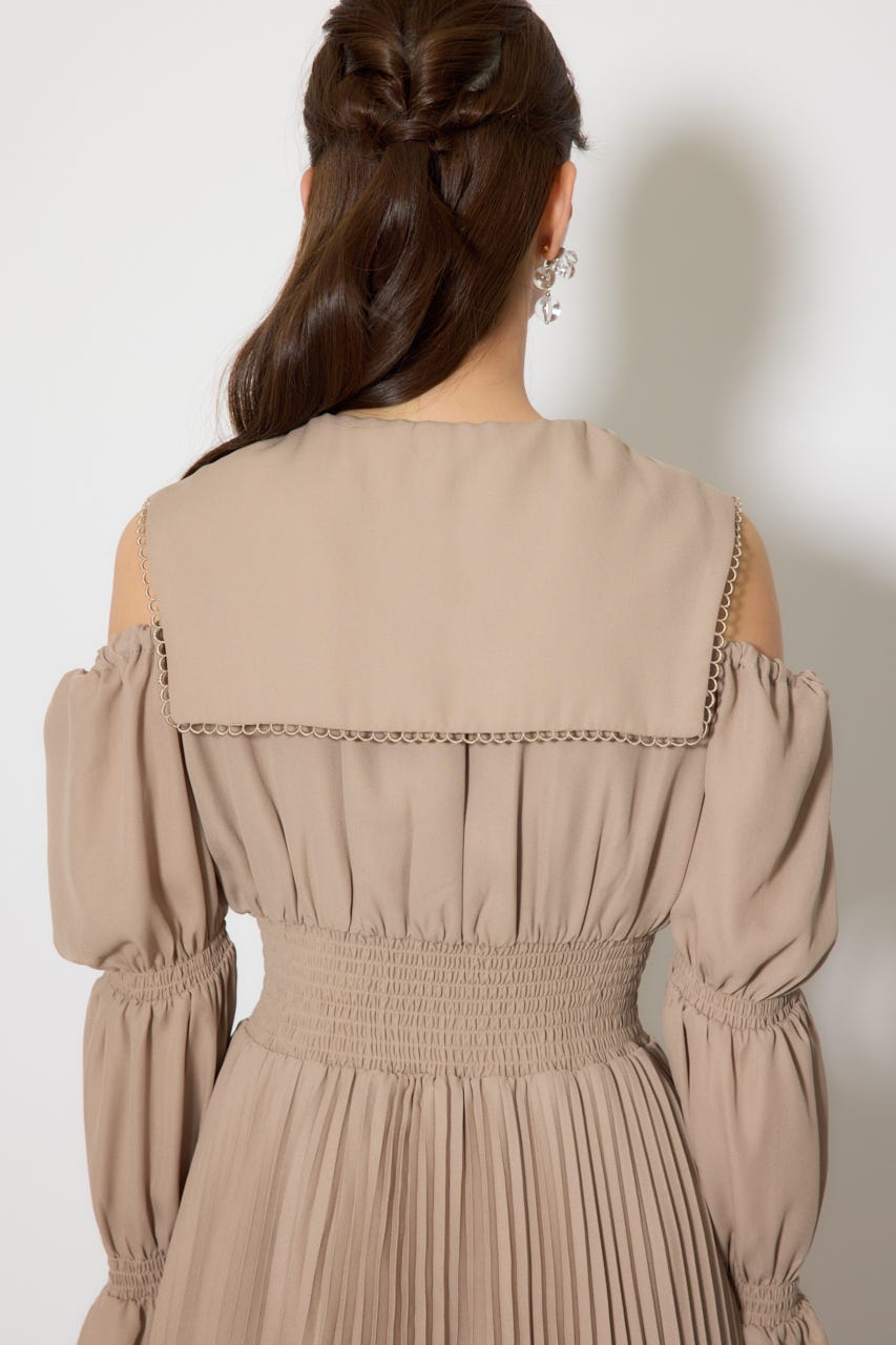 BIGカラープリーツフレアワンピース BEG FREE