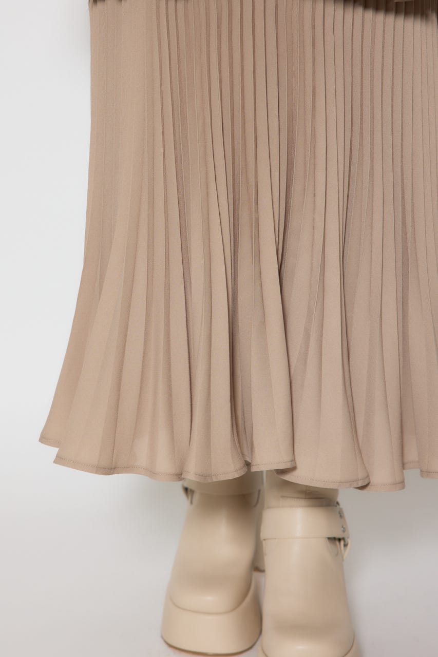 BIGカラープリーツフレアワンピース BEG FREE