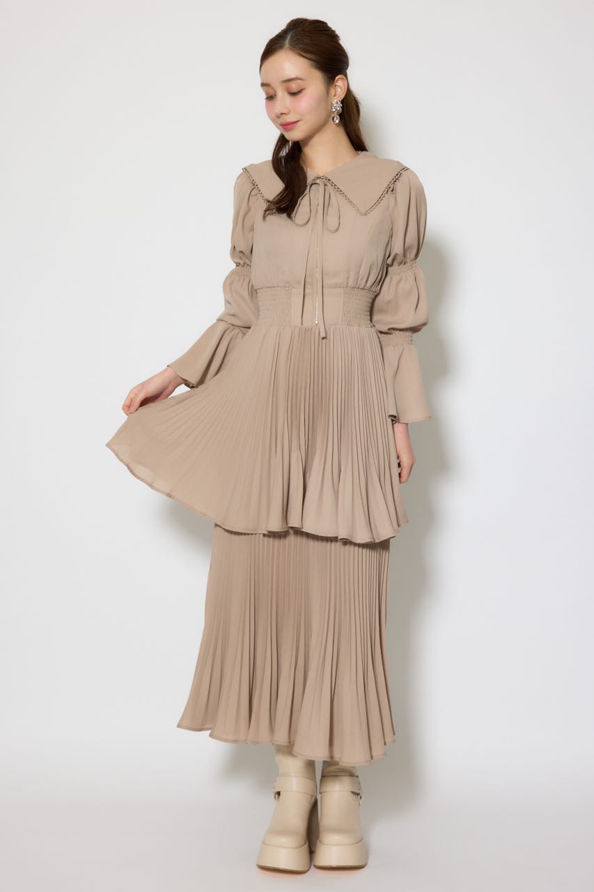 BIGカラープリーツフレアワンピース BEG FREE