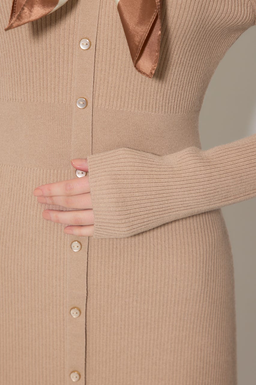 スカーフ付きマーメイドニットワンピース BEG FREE