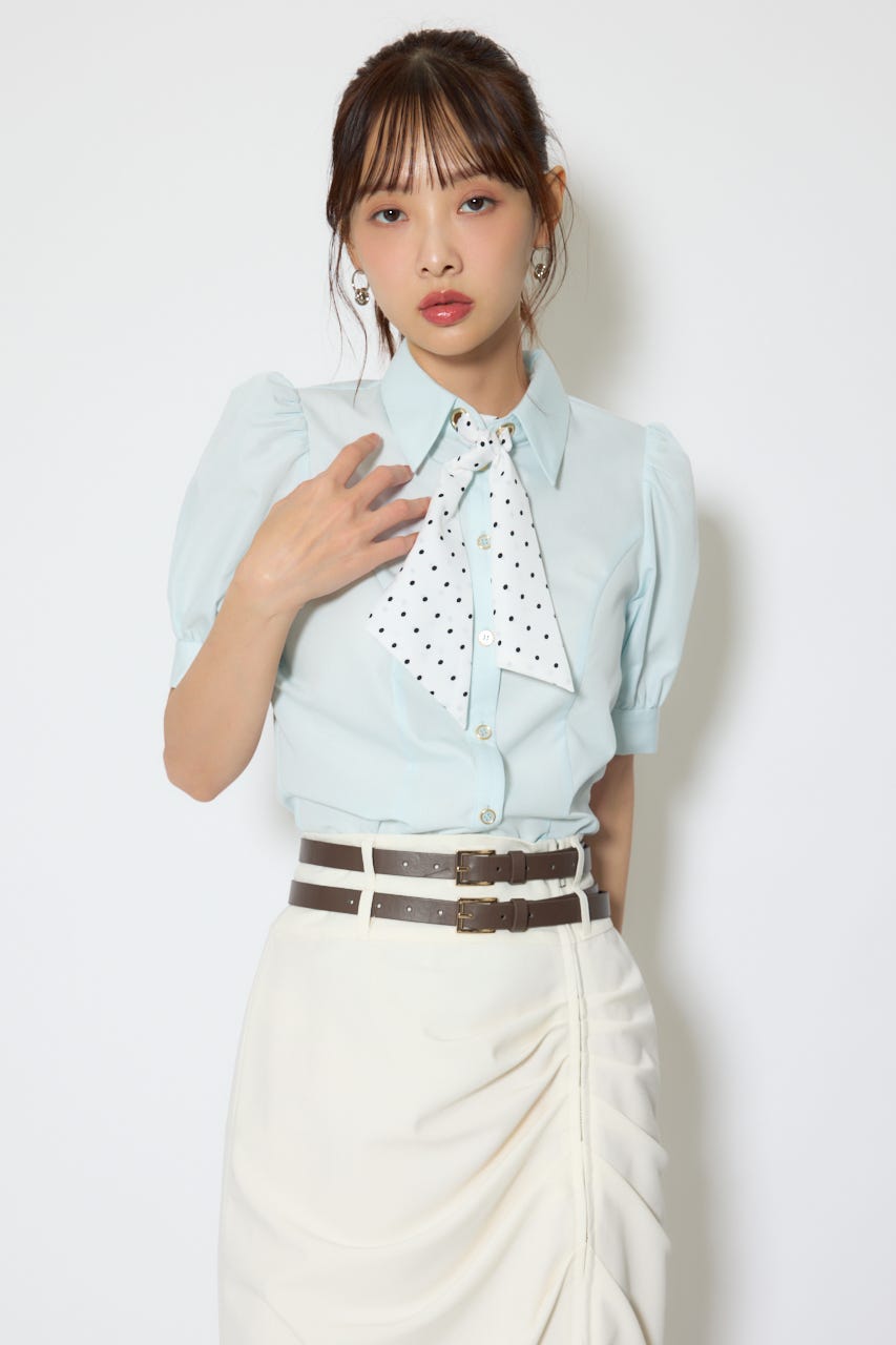 【森香澄さん着用】スカーフ付きハーフスリーブブラウス BLU FREE