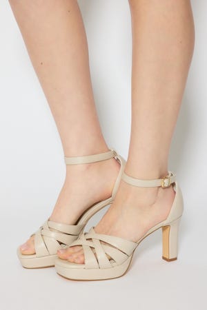 blendクロスサンダル