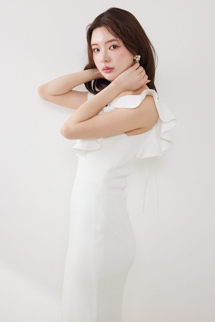 ショルダーフリルタイトニットワンピース WHT FREE